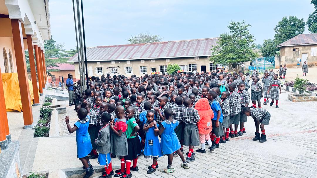 Gathering of pupils St. Mary's Immaculate Villa 3